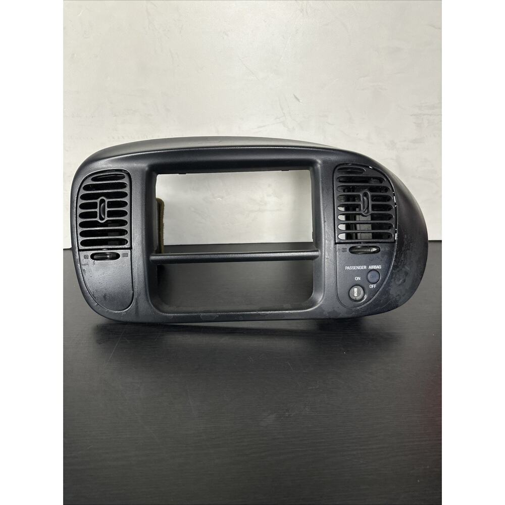 2001-2003 Ford F-150 Harley Davidson Black Radio‎ Bezel Dash Trim Surround